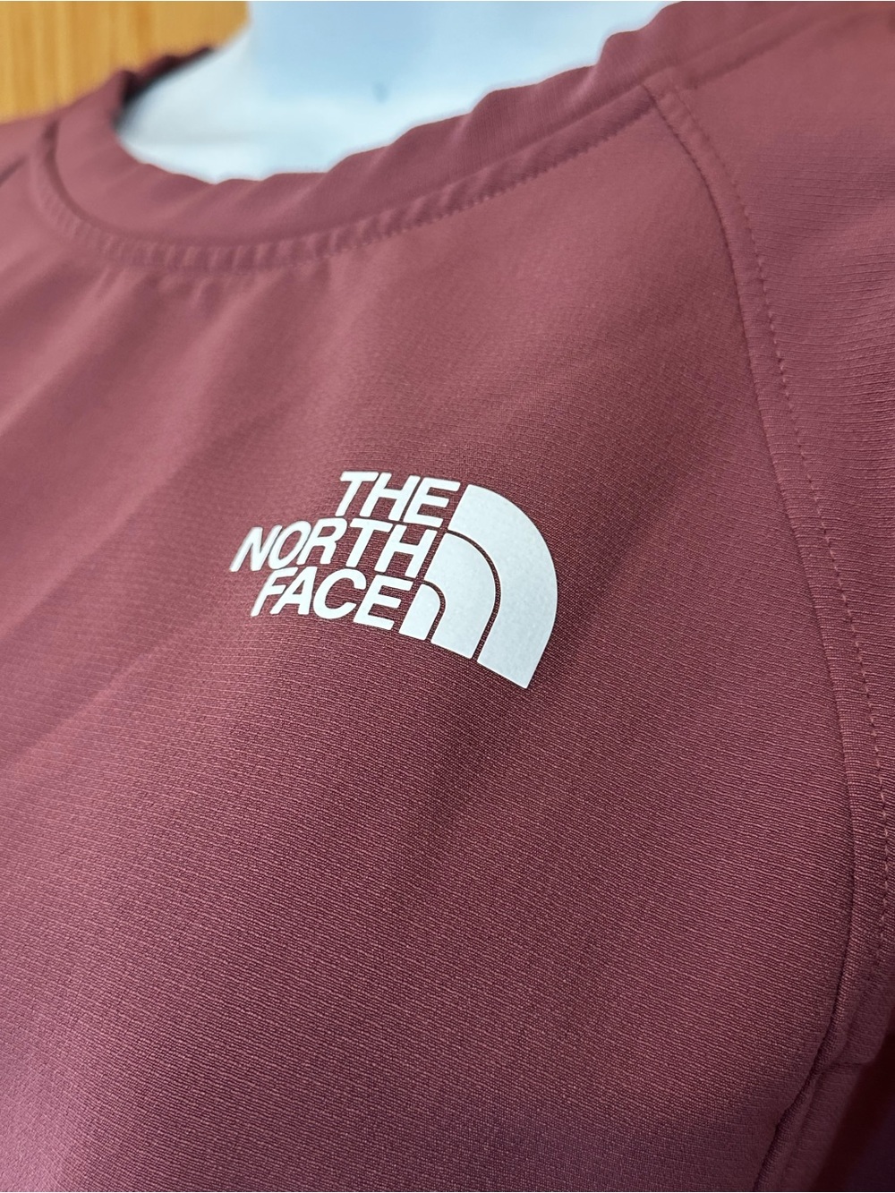 The North Face Tekware Fleece Crewneck Sweatshirt (Style NF0A7QHW) Cranberry - Picture 7 of 9